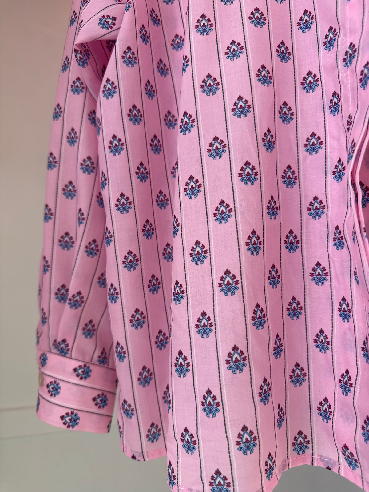 Camicia Gessata Stampa Cravatta