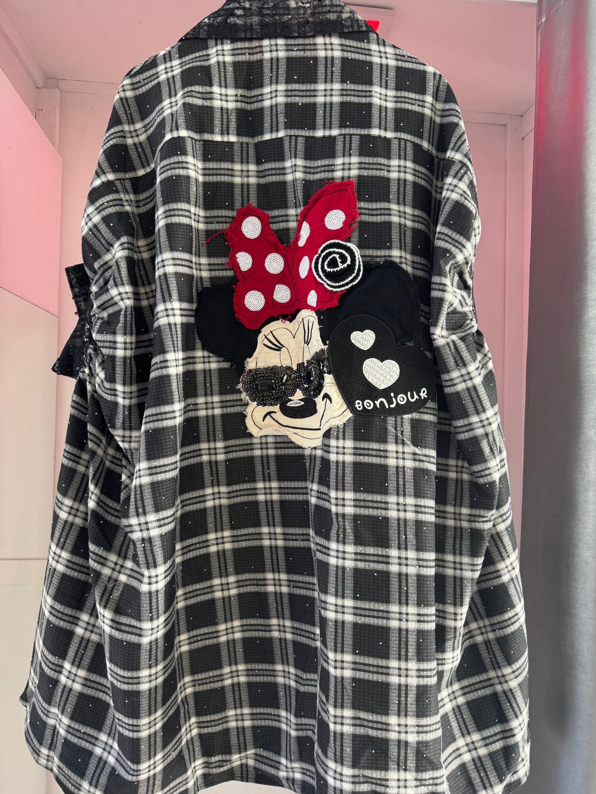 WHITE AND BLACK CHECKED SHIRT WITH DRAPING