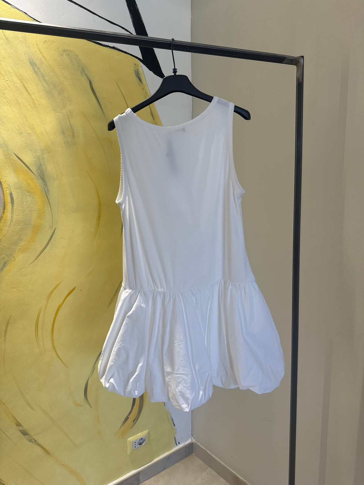 ABITO CORTO BIMATERIALE CON GONNA A PALLONCINO BIANCO