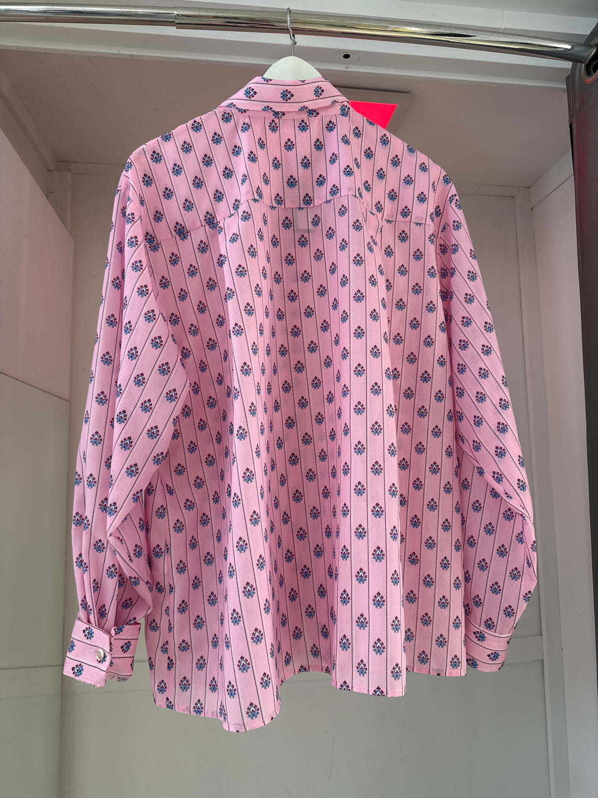 Camicia Gessata Stampa Cravatta