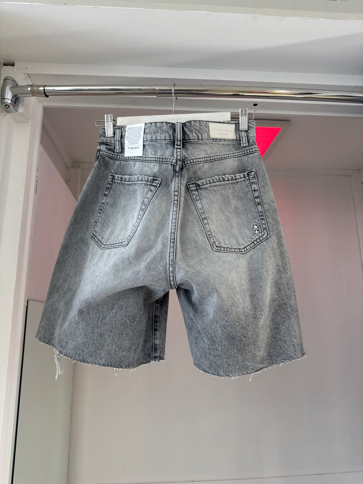 Short Icon Denim