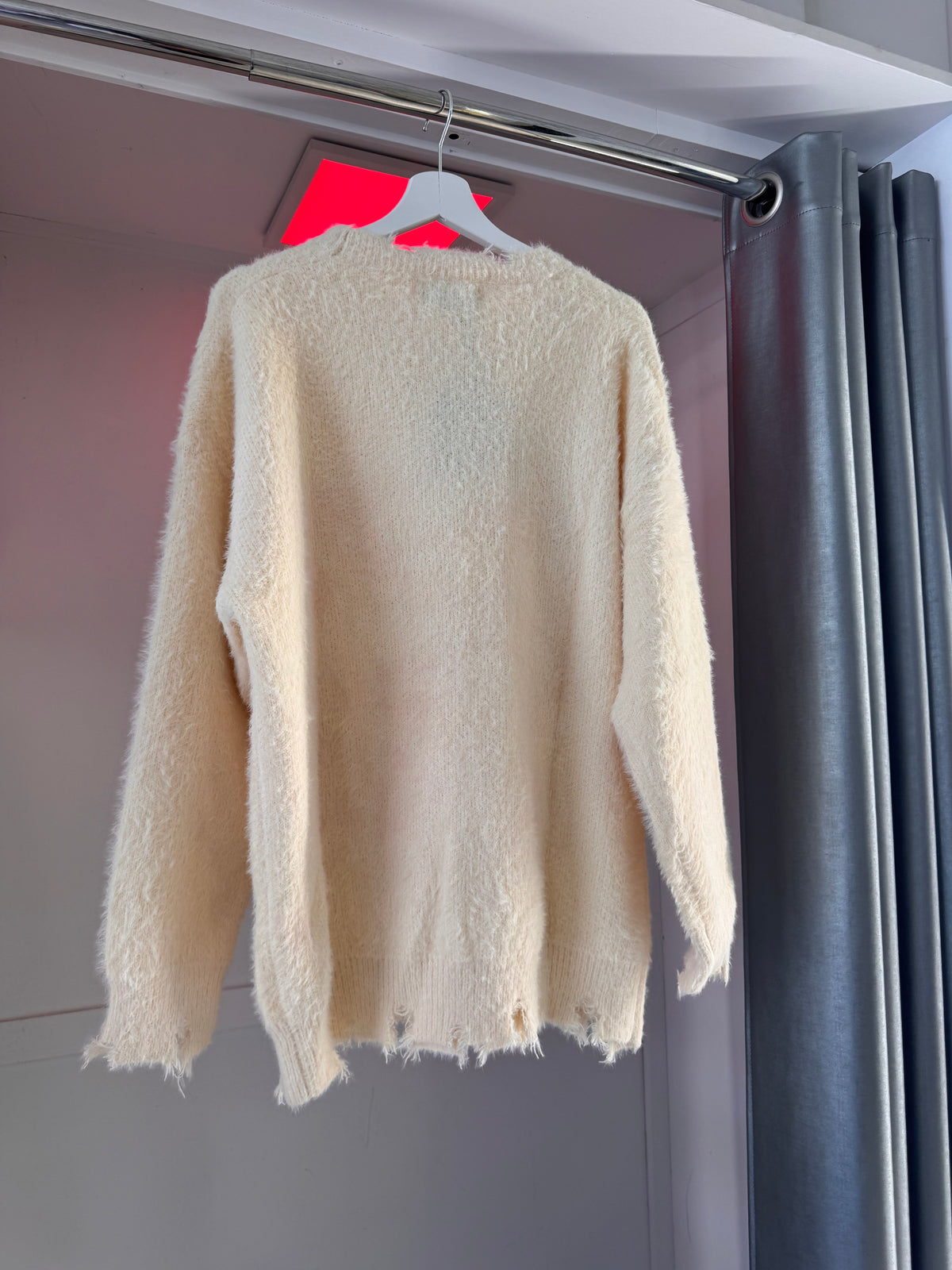 CREAM SWEATER WITH PASTEL CARTOON PRINT