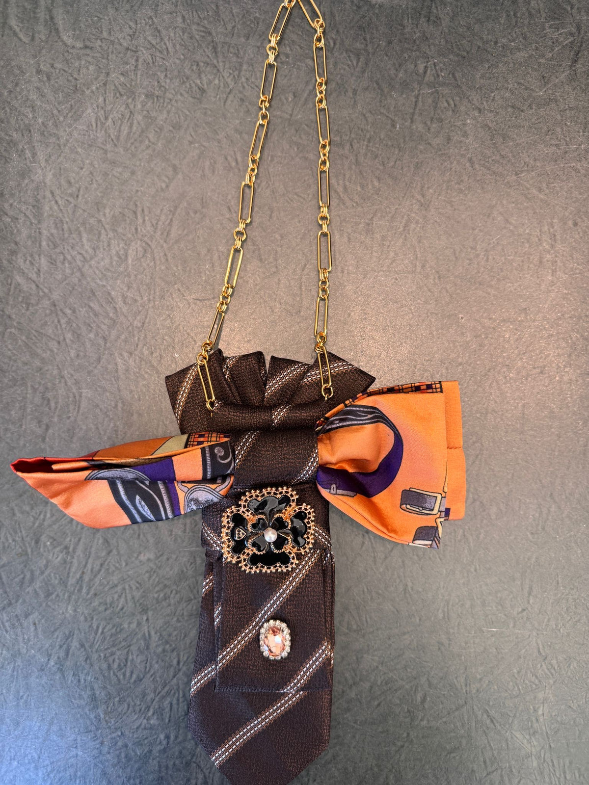 CRAVATES MINIME CHAIN