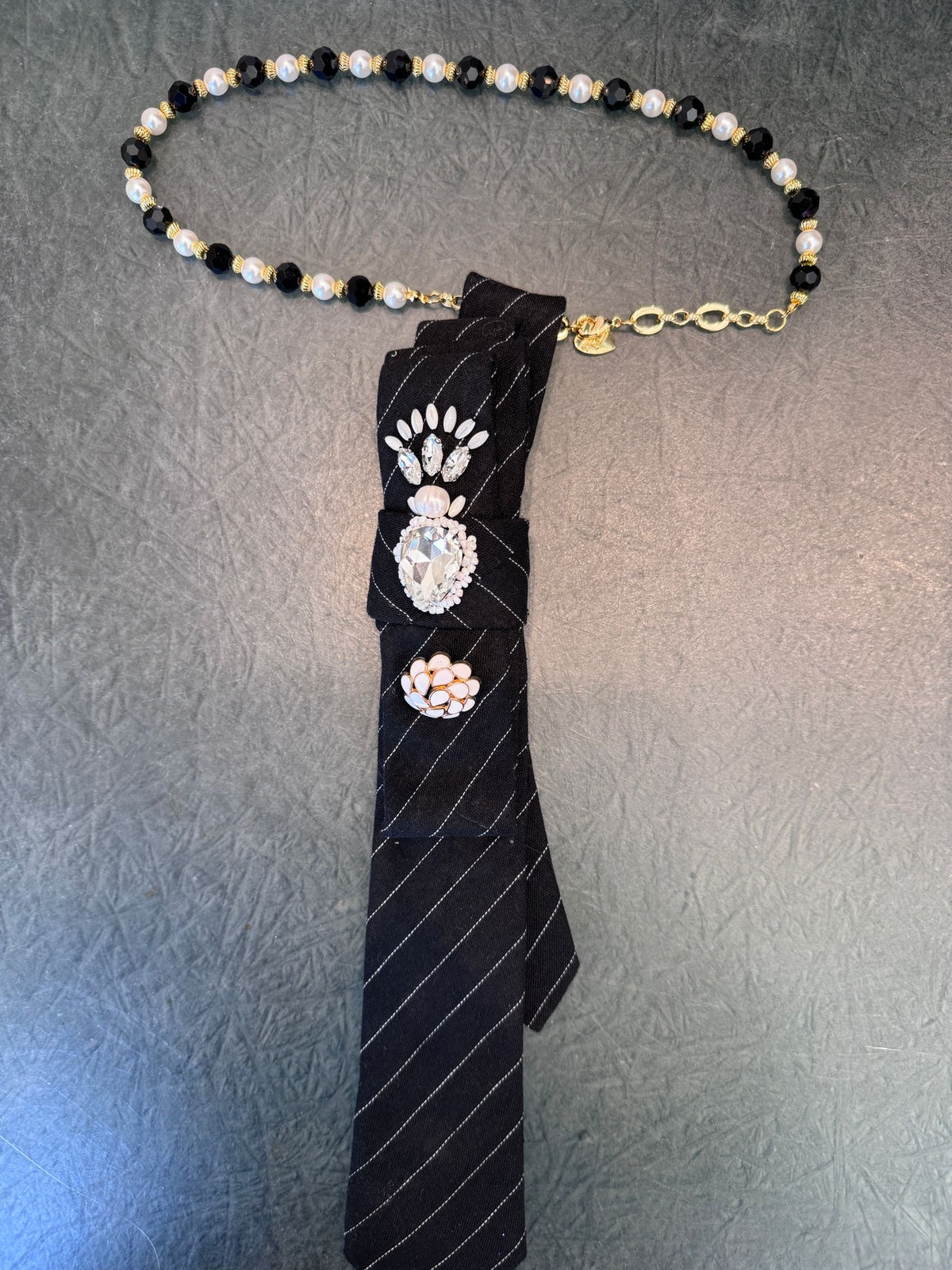 CRAVATES MINIME CHAIN