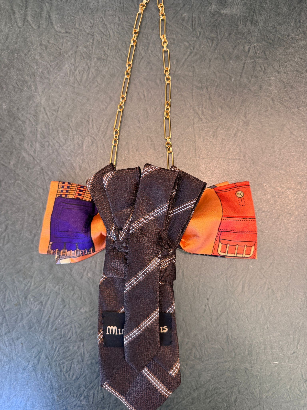 CRAVATES MINIME CHAIN