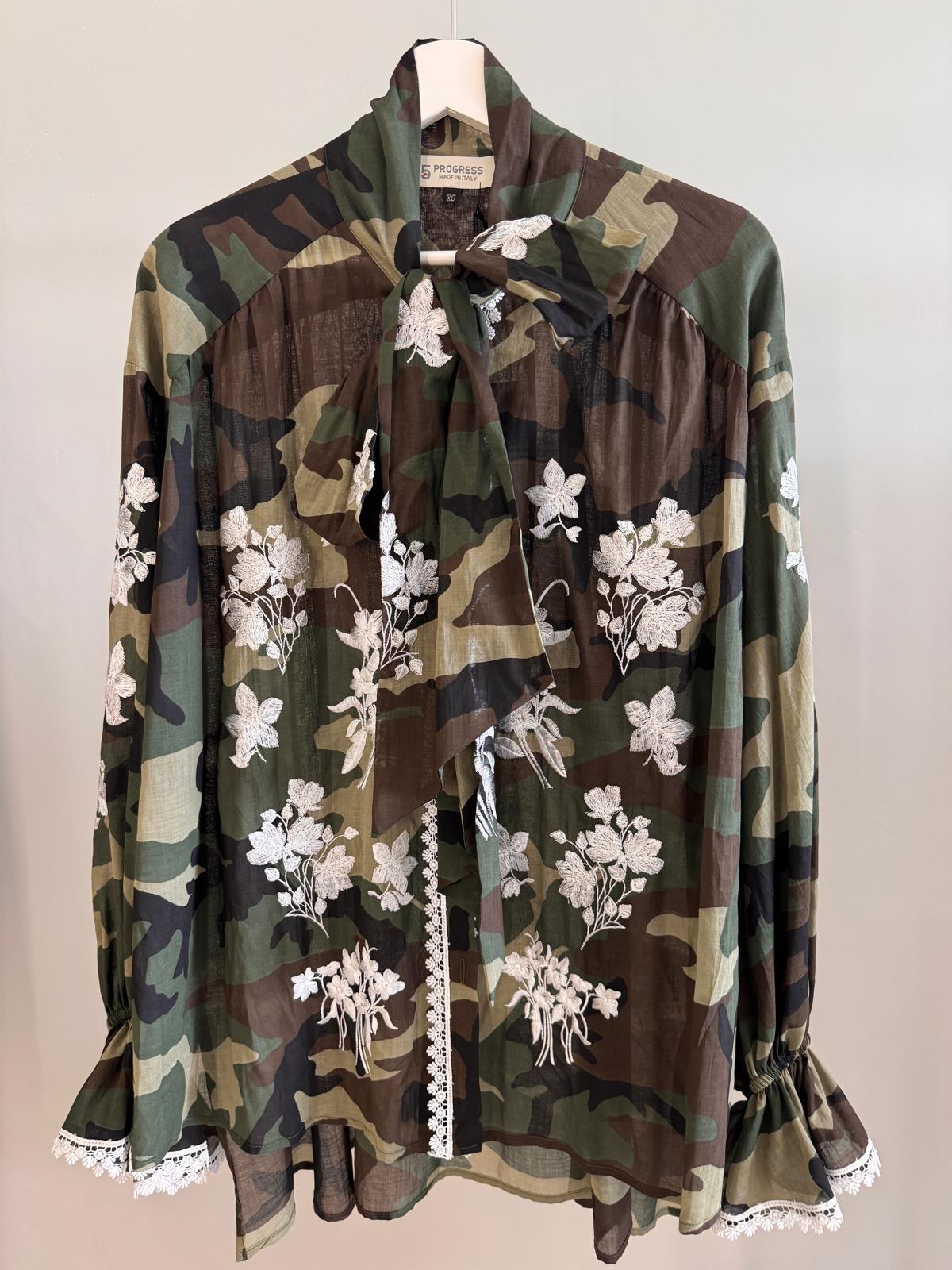 Scarff Shirt Over Print Embroied Camouflage